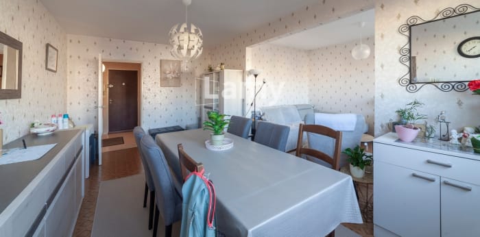 Image 3 sur 10 - Appartement  ·  Vente · Besancon (25000) · 5 pièces · 96m²