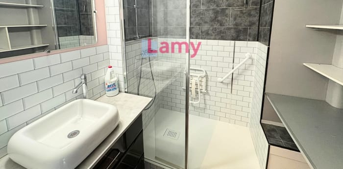 Image 6 sur 9 - Appartement  ·  Vente · Limoges (87000) · 3 pièces · 64m²