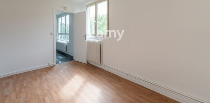 Image 4 sur 9 - Appartement  ·  Vente · Drancy (93700) · 5 pièces · 82m²
