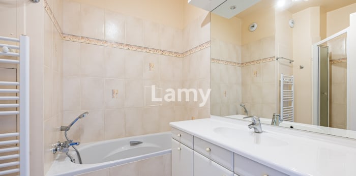 Image 9 sur 11 - Appartement  ·  Vente · Nogent Sur Marne (94130) · 7 pièces · 130m²