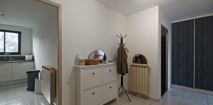 Image 9 sur 12 - Appartement  ·  Vente · Pont St Esprit (30130) · 3 pièces · 72m²