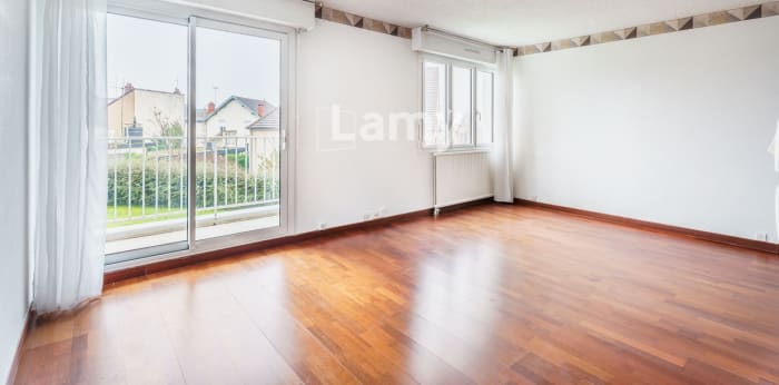 Image 1 sur 9 - Appartement  ·  Vente · Dijon (21000) · 1 pièce · 33m²