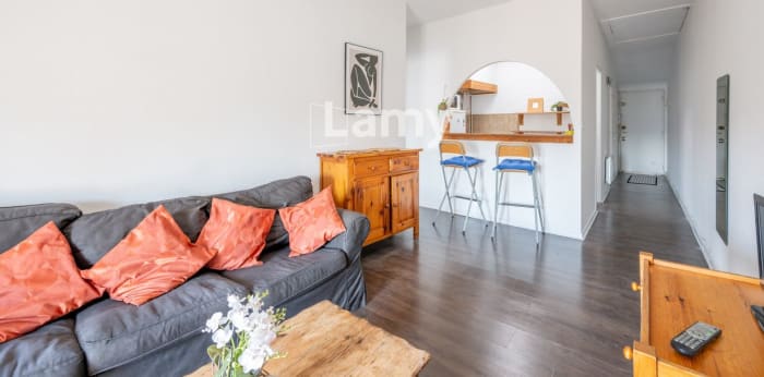 Image 3 sur 8 - Appartement  ·  Vente · Bordeaux (33000) · 3 pièces · 55m²