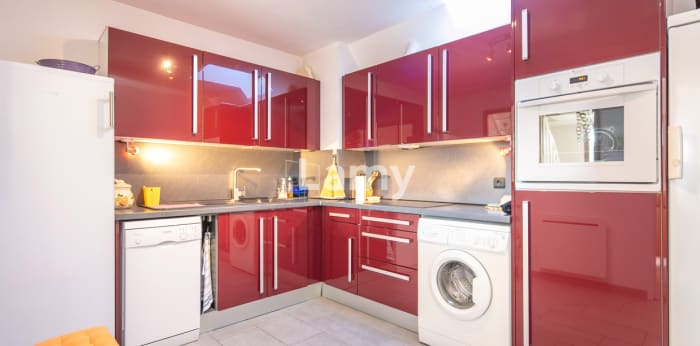 Image 3 sur 11 - Appartement  ·  Vente · Villard De Lans (38250) · 3 pièces · 81m²