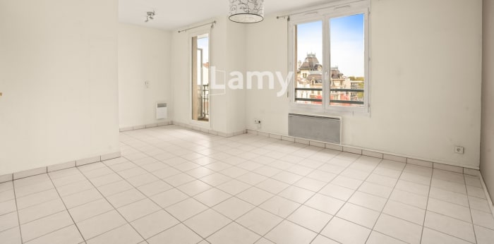 Image 2 sur 8 - Appartement  ·  Vente · Lyon (69008) · 1 pièce · 32m²