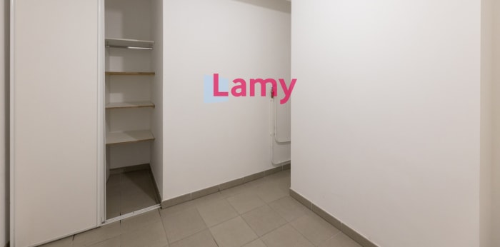 Image 5 sur 7 - Appartement  ·  Vente · Bayonne (64100) · 2 pièces · 54m²