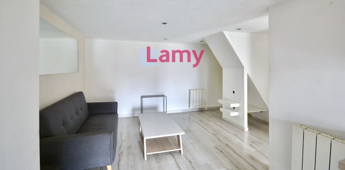 Image 3 sur 7 - Appartement  ·  Vente · Villefranche Sur Saone (69400) · 2 pièces · 32m²
