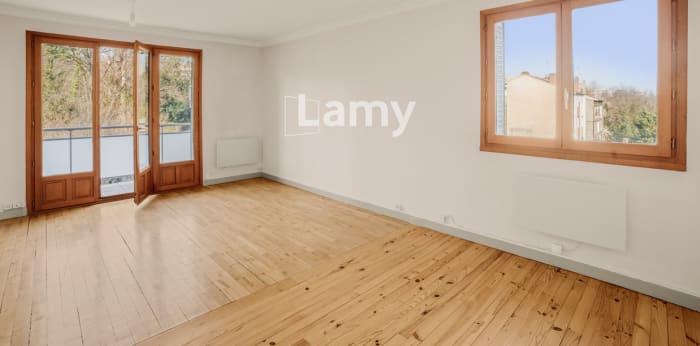 Image 2 sur 11 - Appartement  ·  Vente · Oullins Pierre Benite (69600) · 4 pièces · 83m²