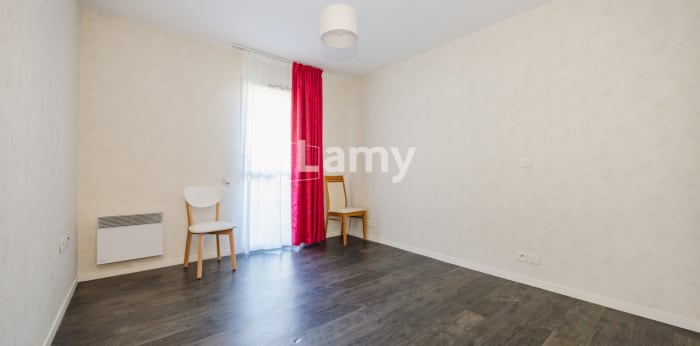 Image 8 sur 9 - Appartement  ·  Vente · Laille (35890) · 2 pièces · 45m²