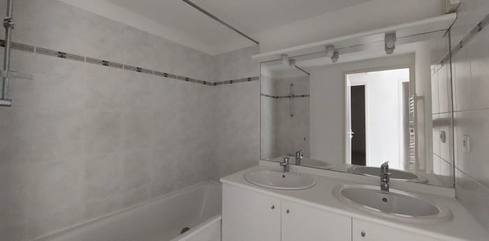 Image 7 sur 9 - Appartement  ·  Vente · Port Vendres (66660) · 3 pièces · 54m²