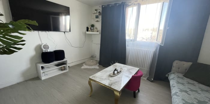 Image 2 sur 6 - Appartement  ·  Vente · Livry Gargan (93190) · 3 pièces · 48m²