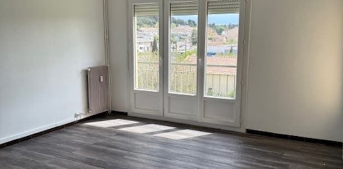 Image 7 sur 7 - Appartement  ·  Vente · Salon De Provence (13300) · 4 pièces · 65m²