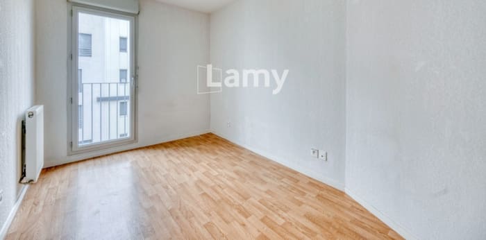 Image 11 sur 14 - Appartement  ·  Vente · Cenon (33150) · 3 pièces · 53m²