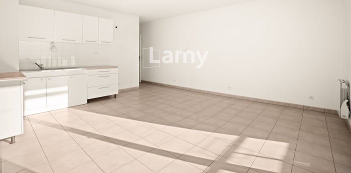 Image 13 sur 18 - Appartement  ·  Vente · Lyon 07 (69007) · 4 pièces · 74m²