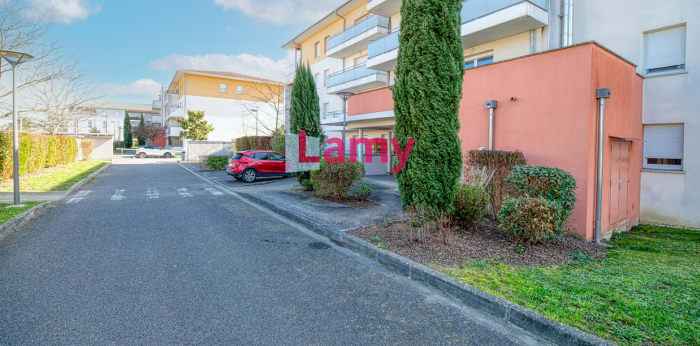 Image 1 sur 10 - Appartement  ·  Vente · Quint Fonsegrives (31130) · 2 pièces · 40m²