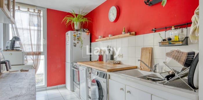 Image 5 sur 13 - Appartement  ·  Vente · Bordeaux (33300) · 3 pièces · 68m²