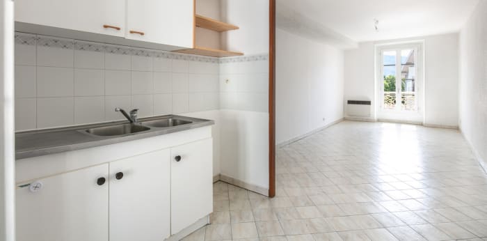 Image 7 sur 12 - Immeuble  ·  Vente · Moirans (38430)