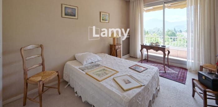 Image 10 sur 17 - Appartement  ·  Vente · Meylan (38240) · 5 pièces · 123m²
