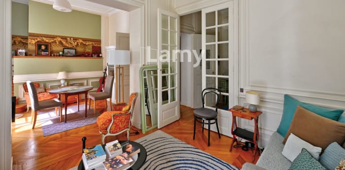 Image 1 sur 9 - Appartement  ·  Vente · Versailles (78000) · 2 pièces · 55m²