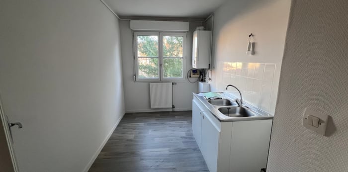 Image 3 sur 6 - Appartement  ·  Vente · Villefranche Sur Saone (69400) · 2 pièces · 55m²