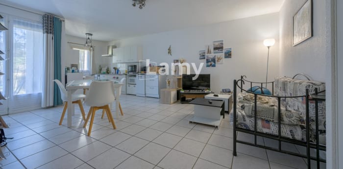 Image 3 sur 12 - Appartement  ·  Vente · Poisy (74330) · 2 pièces · 54m²