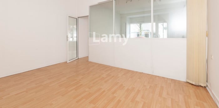 Image 5 sur 8 - Bureaux  ·  Vente · Dax (40100) · 2 pièces · 40m²