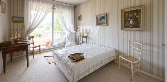 Image 9 sur 17 - Appartement  ·  Vente · Meylan (38240) · 5 pièces · 123m²