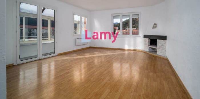 Image 2 sur 7 - Appartement  ·  Vente · Digne Les Bains (04000) · 4 pièces · 79m²