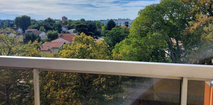 Image 2 sur 5 - Appartement  ·  Vente · Talence (33400) · 2 pièces · 47m²