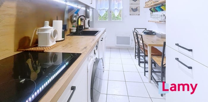 Image 8 sur 11 - Appartement  ·  Vente · Aix En Provence (13100) · 5 pièces · 102m²