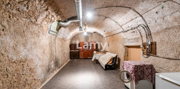 Image 7 sur 7 - Immeuble  ·  Vente · Metz (57000) · 259m²