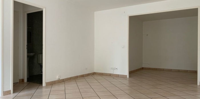 Image 2 sur 10 - Appartement  ·  Vente · St Ouen L Aumone (95310) · 1 pièce · 40m²