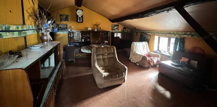 Image 4 sur 9 - Maison/villa  ·  Vente · Corcelles En Beaujolais (69220) · 8 pièces · 322m²