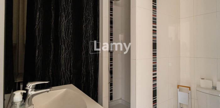 Image 11 sur 13 - Appartement  ·  Vente · Pau (64000) · 3 pièces · 47m²