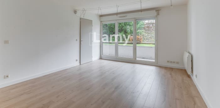 Image 2 sur 11 - Appartement  ·  Vente · Lille (59800) · 3 pièces · 67m²