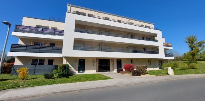 Image 1 sur 8 - Appartement  ·  Vente · La Roche Sur Yon (85000) · 2 pièces · 43m²