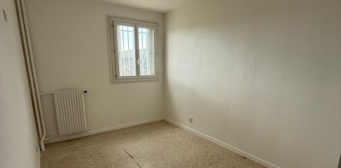 Image 8 sur 8 - Appartement  ·  Vente · Vitrolles (13127) · 4 pièces · 84m²