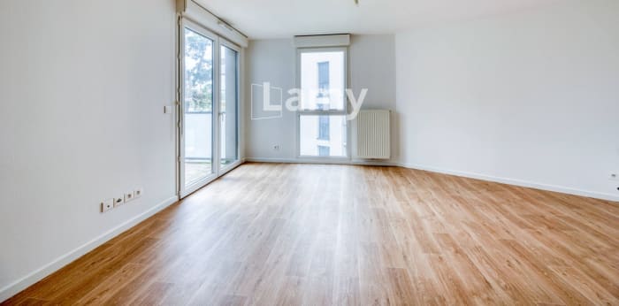 Image 5 sur 10 - Appartement  ·  Vente · Cenon (33150) · 2 pièces · 43m²