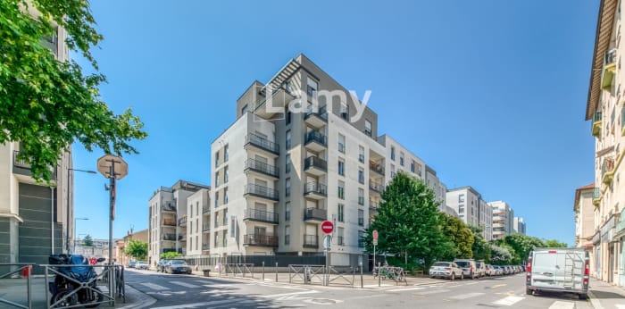 Image 1 sur 11 - Appartement  ·  Vente · Villeurbanne (69100) · 1 pièce · 19m²
