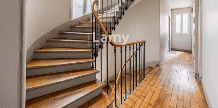 Image 9 sur 10 - Appartement  ·  Vente · Paris (75011) · 2 pièces · 31m²