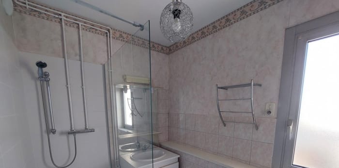 Image 5 sur 7 - Appartement  ·  Vente · Chalon Sur Saone (71100) · 3 pièces · 73m²