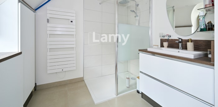 Image 8 sur 12 - Appartement  ·  Vente · Orleans (45000) · 2 pièces · 51m²