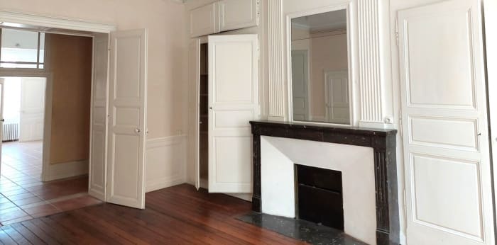 Image 7 sur 9 - Appartement  ·  Vente · Chalon Sur Saone (71100) · 6 pièces · 229m²