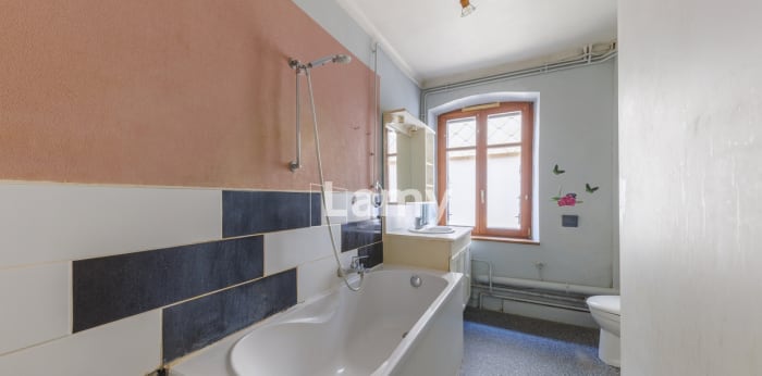 Image 6 sur 9 - Appartement  ·  Vente · Mutzig (67190) · 5 pièces · 105m²