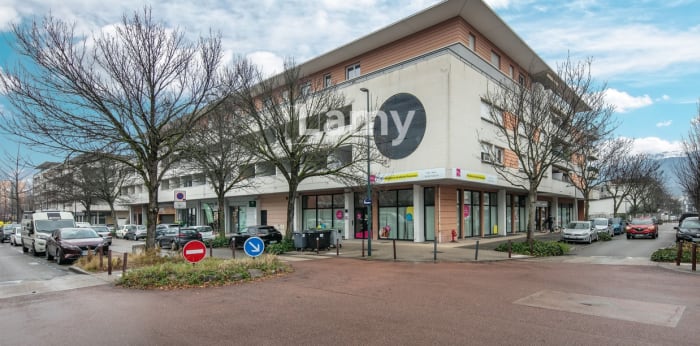 Image 1 sur 9 - Appartement  ·  Vente · Echirolles (38130) · 1 pièce · 20m²