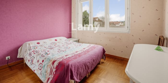 Image 6 sur 11 - Appartement  ·  Vente · Lyon (69005) · 5 pièces · 90m²