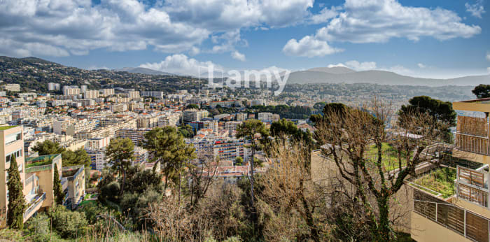 Image 3 sur 11 - Appartement  ·  Vente · Nice (06100) · 5 pièces · 138m²