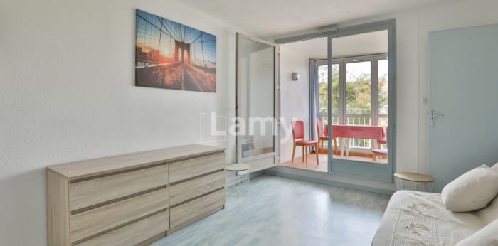 Image 1 sur 9 - Appartement  ·  Vente · Les Sables D Olonne (85180) · 2 pièces · 26m²