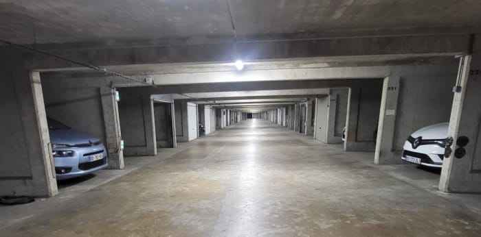 Image 3 sur 3 - Parking/box  ·  Vente · Angers (49000) · 12m²