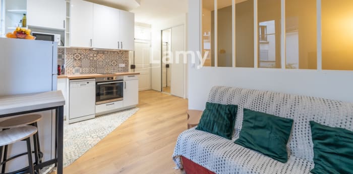 Image 2 sur 8 - Appartement  ·  Vente · Paris (75015) · 2 pièces · 26m²